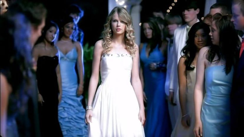 10 - Taylor Swift - You Belong With Me