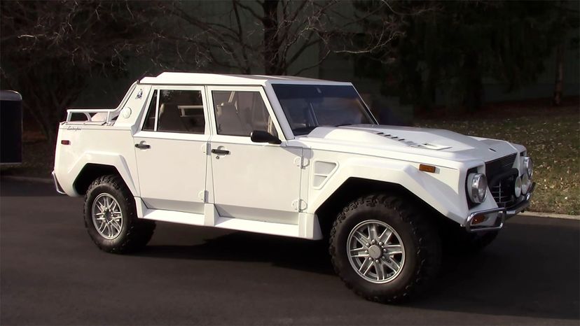 Lamborghini LM002