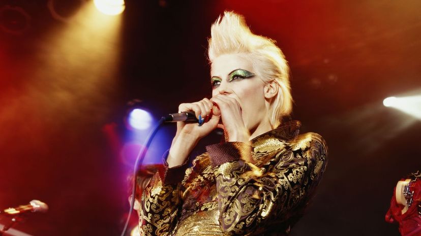 18 cantar frente al pÃºblico