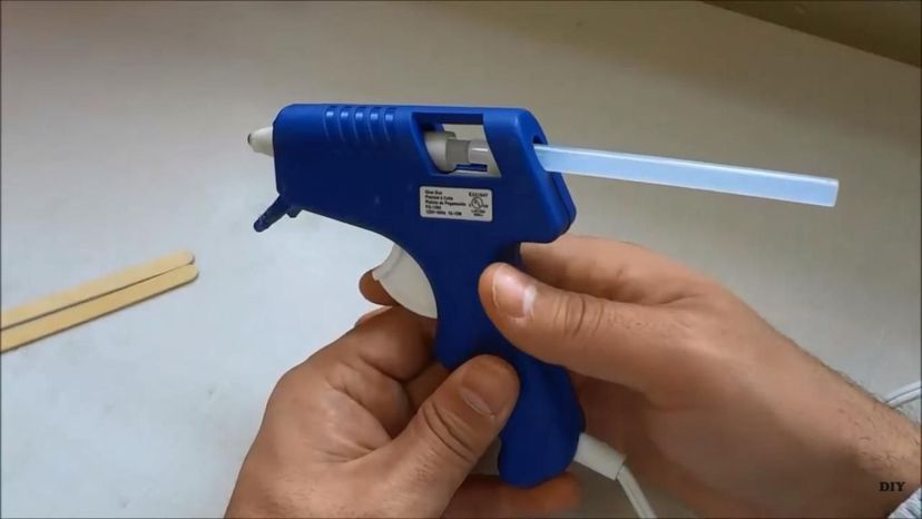 glue gun