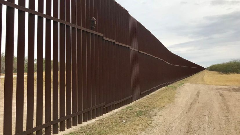 28 Border Wall