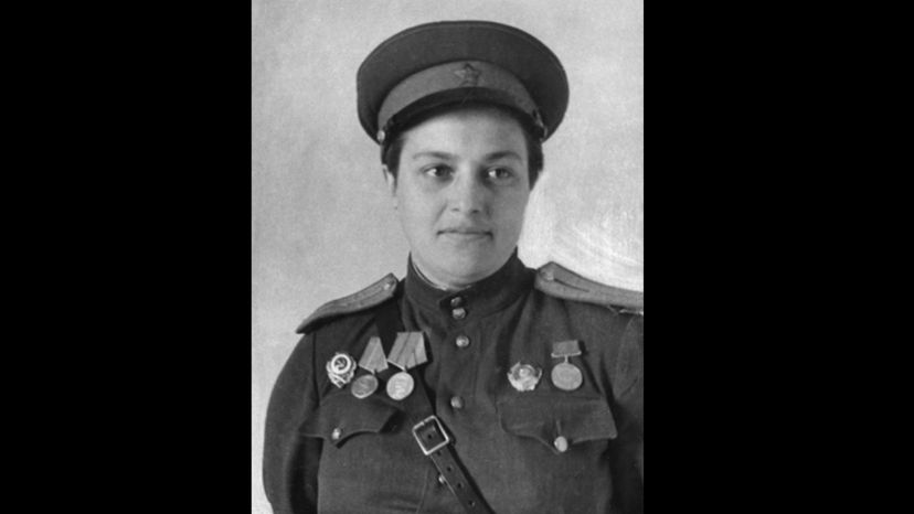WWII (Soviet women snipers)