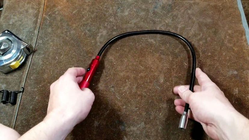 flexible magnet pickup tool