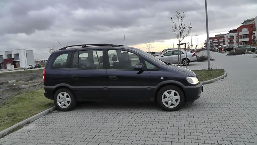 1999 Opel Zafira 