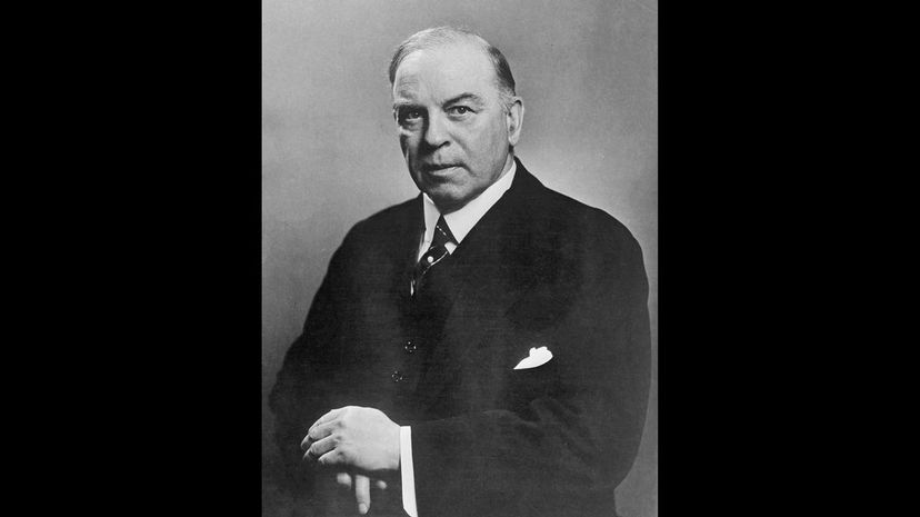 17 William Lyon Mackenzie King