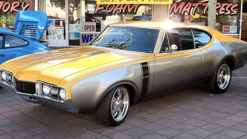 Oldsmobile 4-4-2