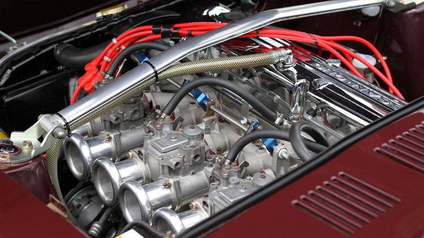 Nissan Fairlady 240Z engine