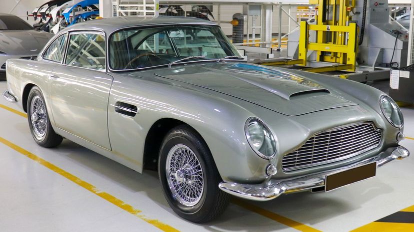 8-Aston Martin DB5-Edit