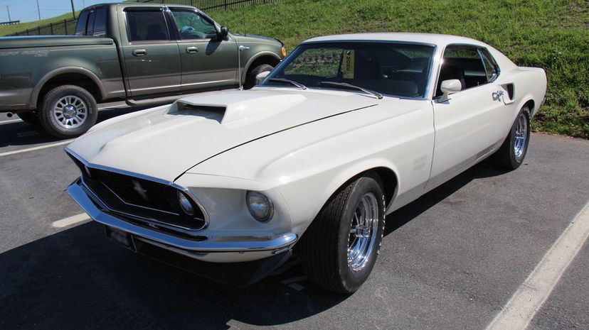 25-Ford Boss 429 Mustang
