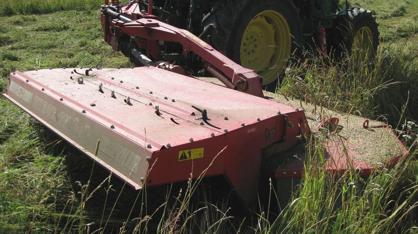 Mower conditioner