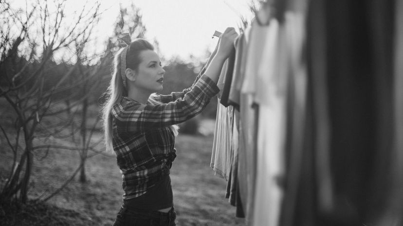 Q 03 Clothesline laundry