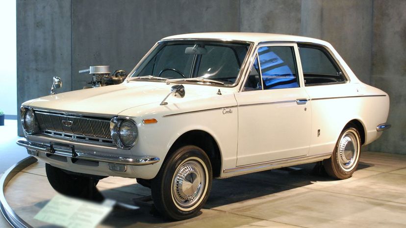 40 - Toyota Corolla 1966