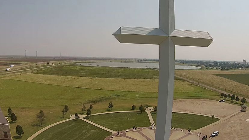 Giant Cross texas landmark