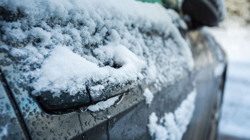 28-Frozen Door Handle