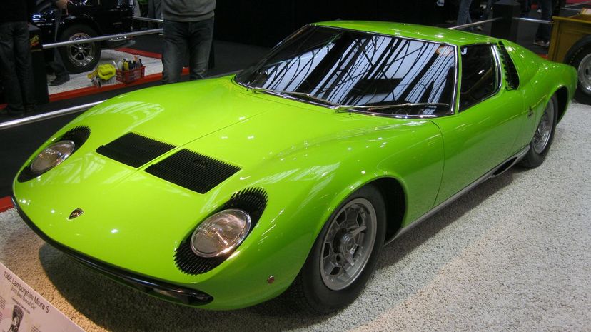 14-Lamborghini Miura