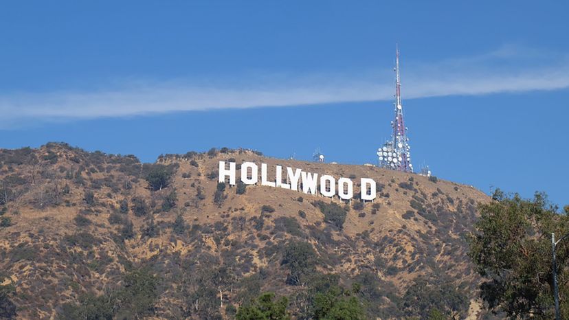hollywood sign