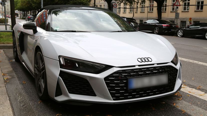 26 - Audi R8