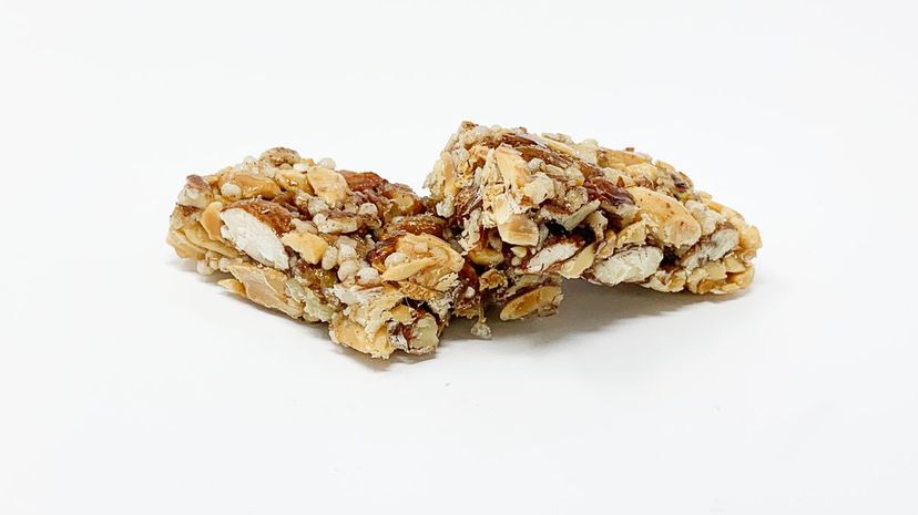 Protein Snacks - Kind Maple glazed pecan sea salt cut