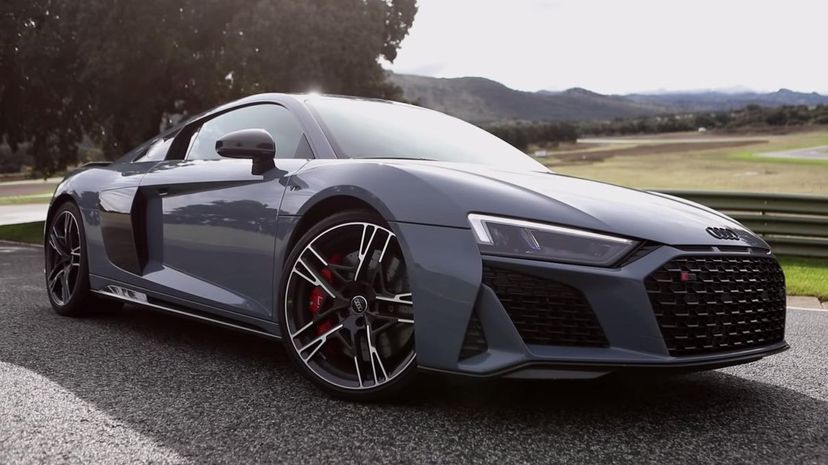 35 - Audi R8