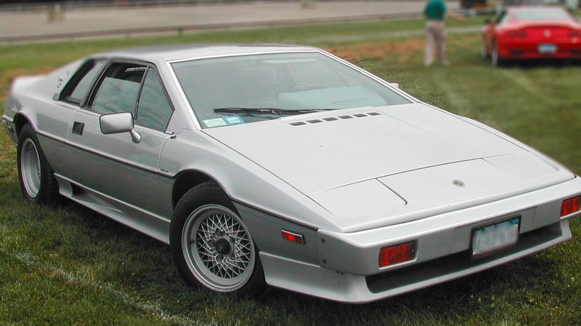 3-Lotus Esprit