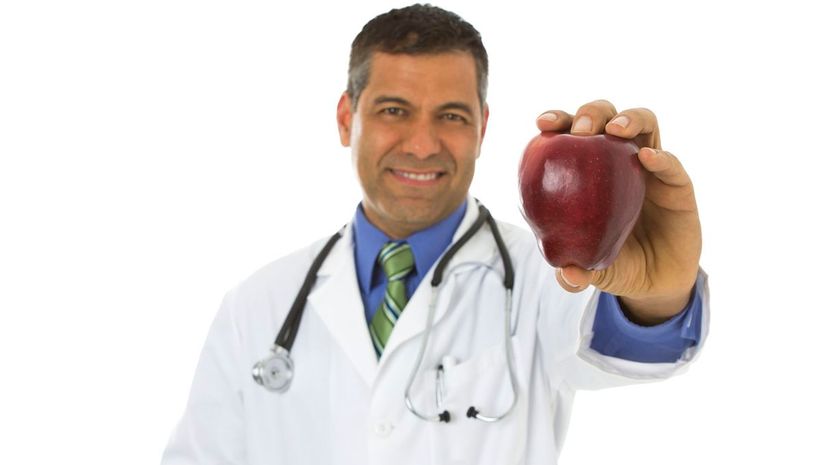 19 apple doctor GettyImages-183884234
