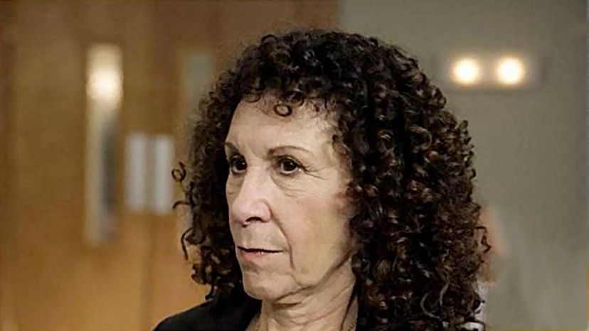 Rhea Perlman