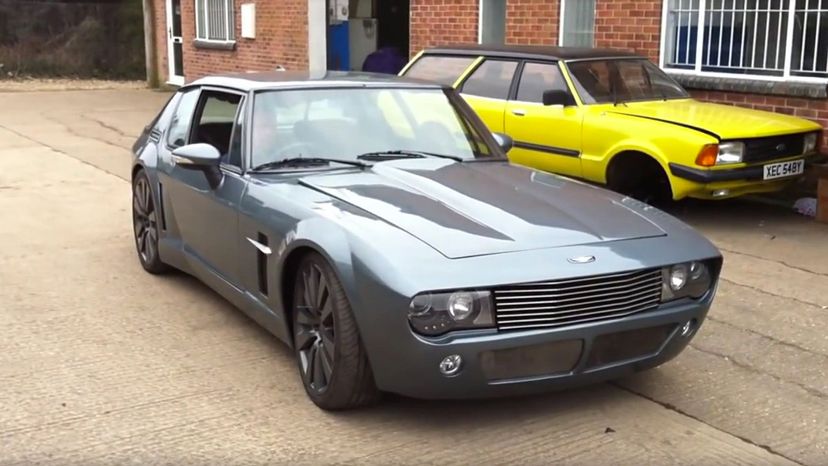 32 Jensen Interceptor