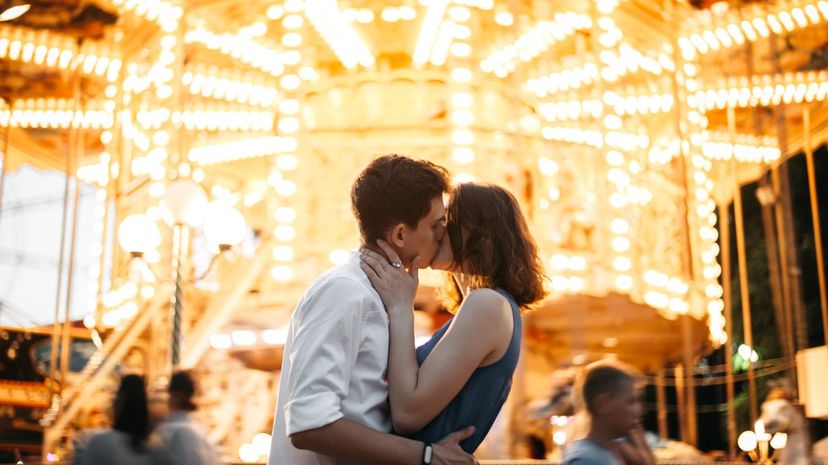 Kissing Carousel