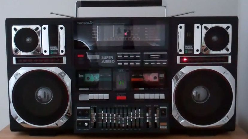 Promax J-1 Super Jumbo Boombox