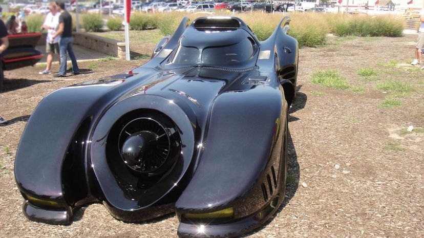 Q16-Batmobile