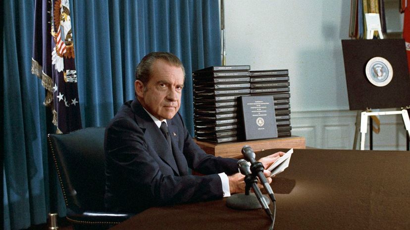 12 Nixon