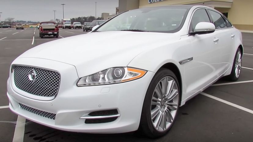 27-2013 Jaguar XJ