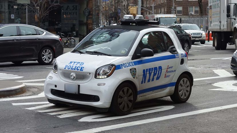 9 - Smart Fortwo police