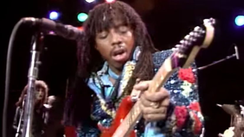 ¿Qué tanto conoces sobre las canciones No. 1 de la década de 1980?