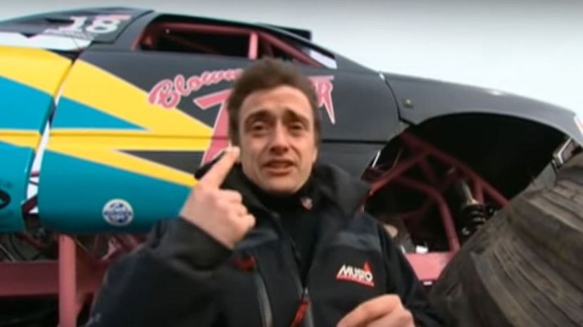 16-Monster Truck