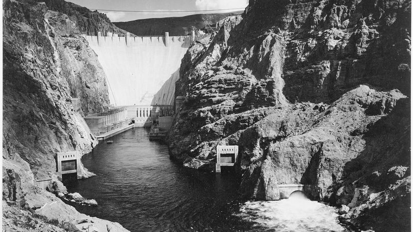 4-Hoover Dam