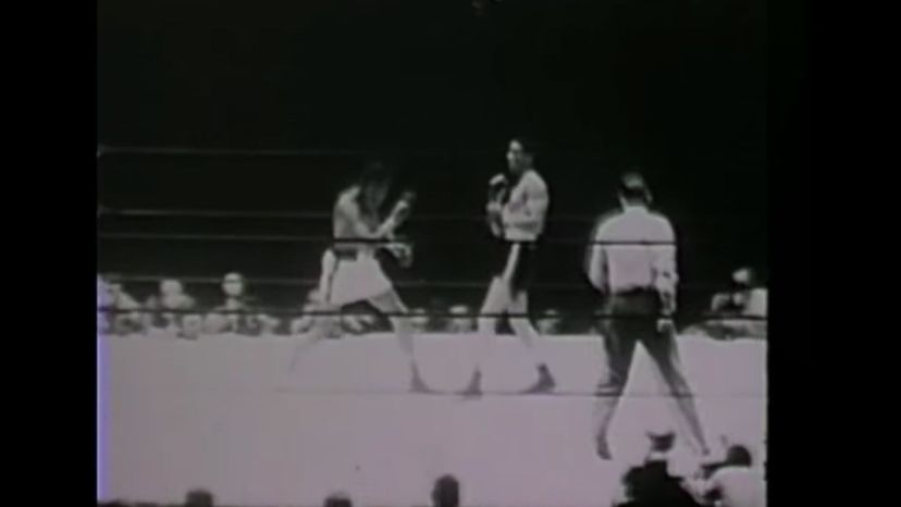 Sugar-Ray-Robinson-vs.-Randy-Turpin-â€“-Sept.-12,-1951