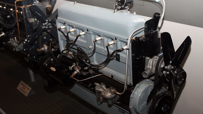 1933 Chevrolet engine 1935 Toyota A Type engine