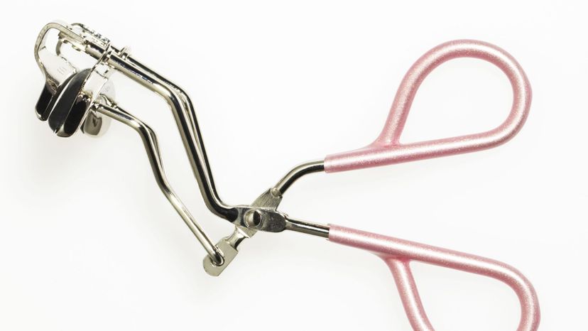 eyelash curler