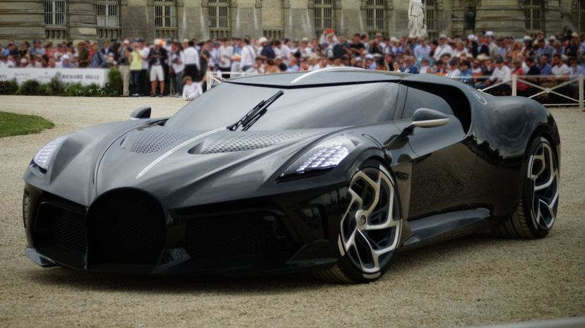 18 - Bugatti La Voiture Noire