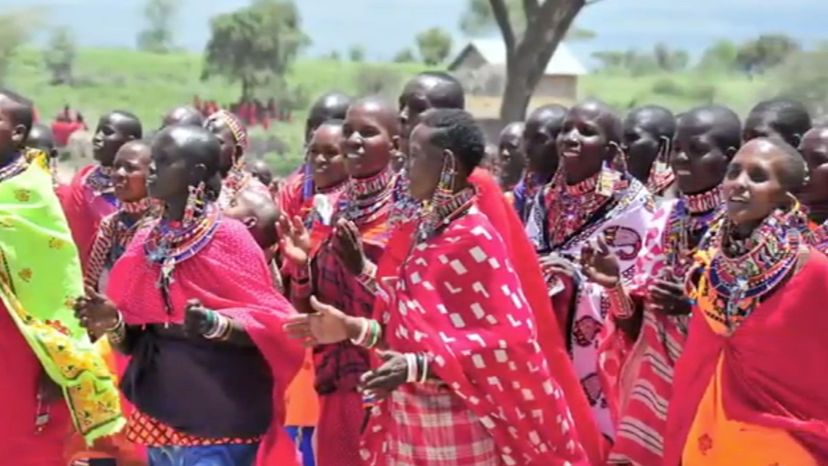 Kenya-(Maasai-beadwork)