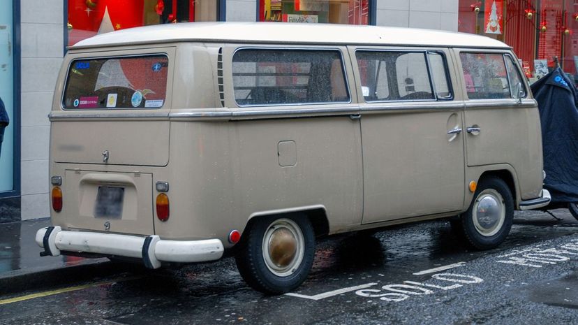 18-VW Bus