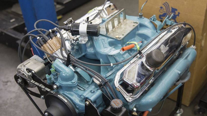 Chrysler 383 low-block engine