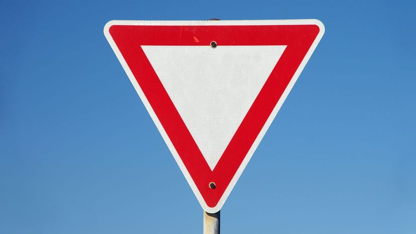 Yield-Sign