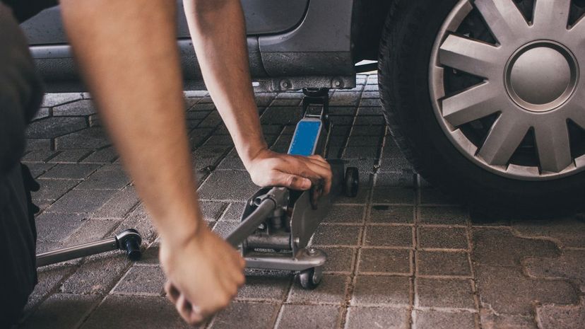 一些- 695075296”width=