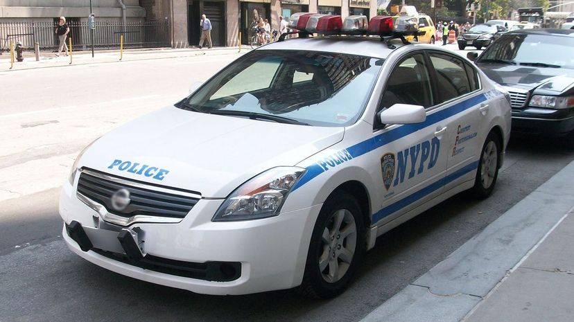 32 - Nissan Altima Hybrid police