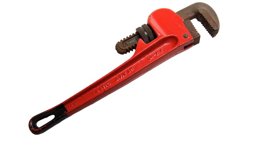 Adjustable pipe wrench
