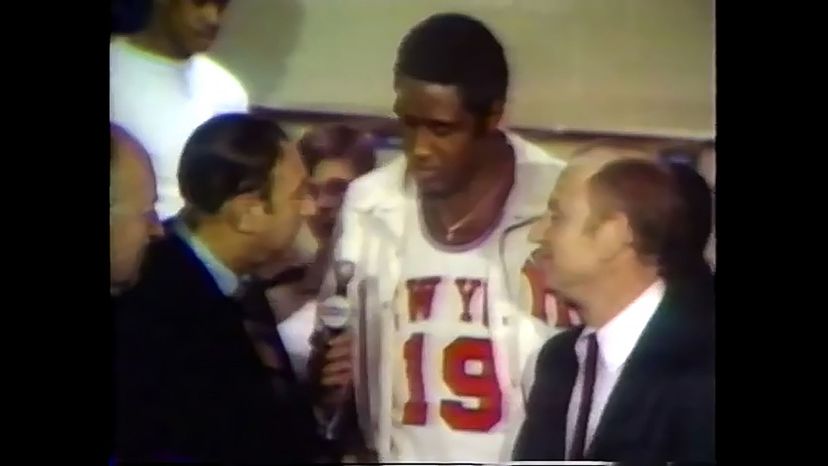 Willis Reed helps win Knick's first NBA title