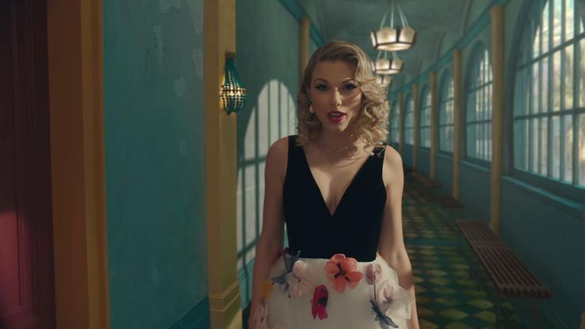 26 - Taylor Swift - ME! 