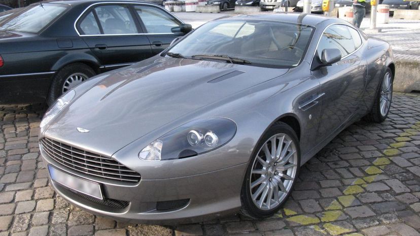 Aston Martin DB9